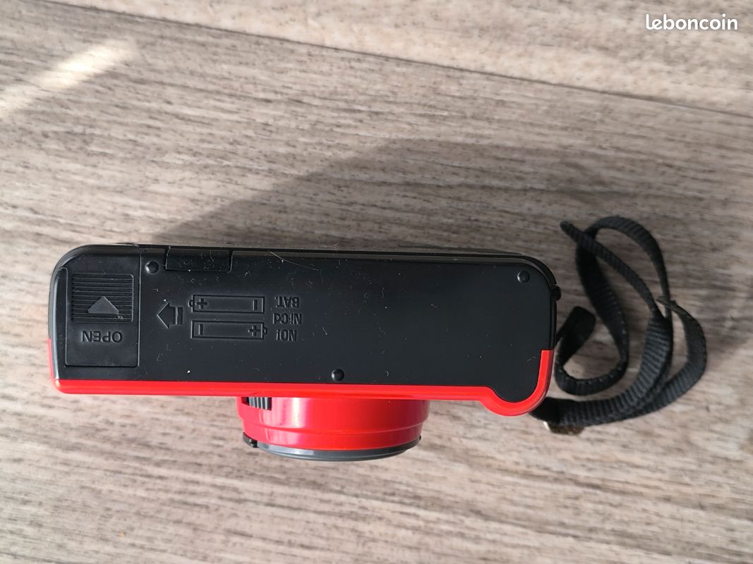 Appareil photo argentique Konica EFP 3 - Rouge Vintage + Housse 📸 - Photo, audio & vidéo