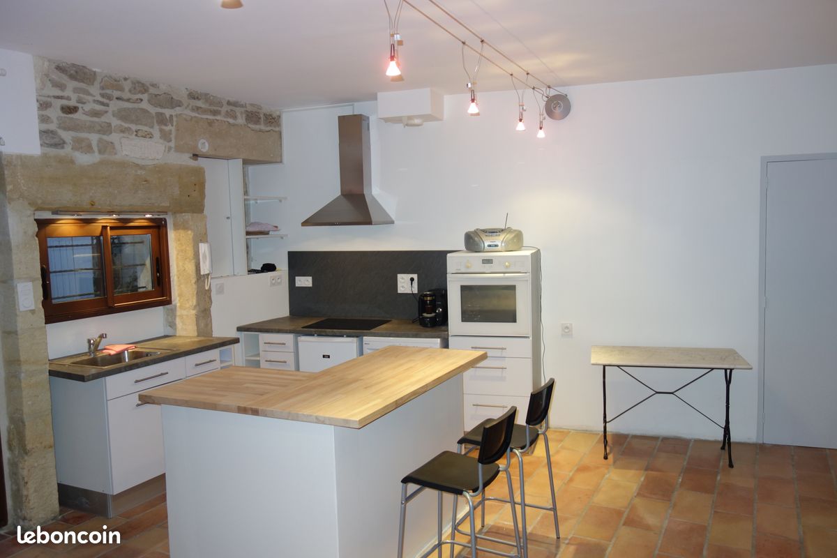 Appartement 1 pièce 30 m² · à Nîmes · 30 m² · 440 €/mois