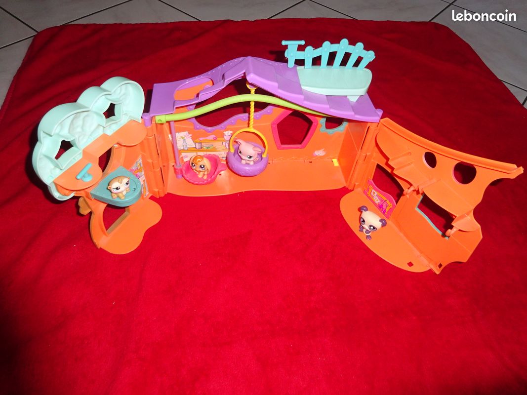 Lot maison dans les arbres Pet shop + animaux - TBE (image 3)