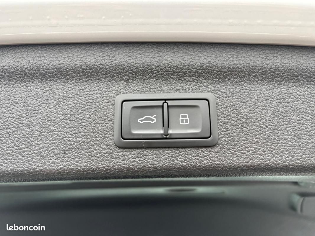 Audi Q3 35 TFSI 150 ch Design Luxe (image 17)