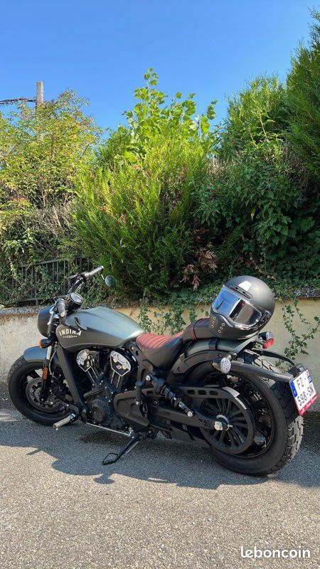 Indian scout bobber 1133cc Motos
