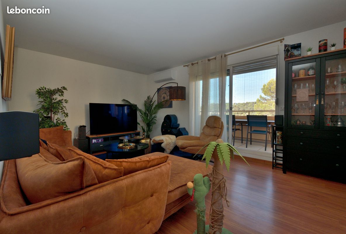 Appartement 4 pièces 108 m² · à Nîmes · 108 m² · 120 600 €
