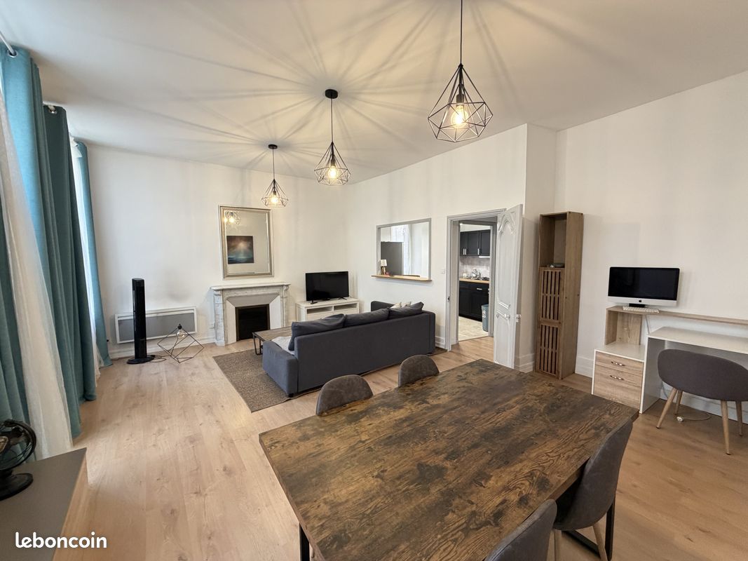 Appartement 3 pièces 67 m² · à Saint-Maximin-la-Sainte-Baume · 67 m² · 910 €/mois