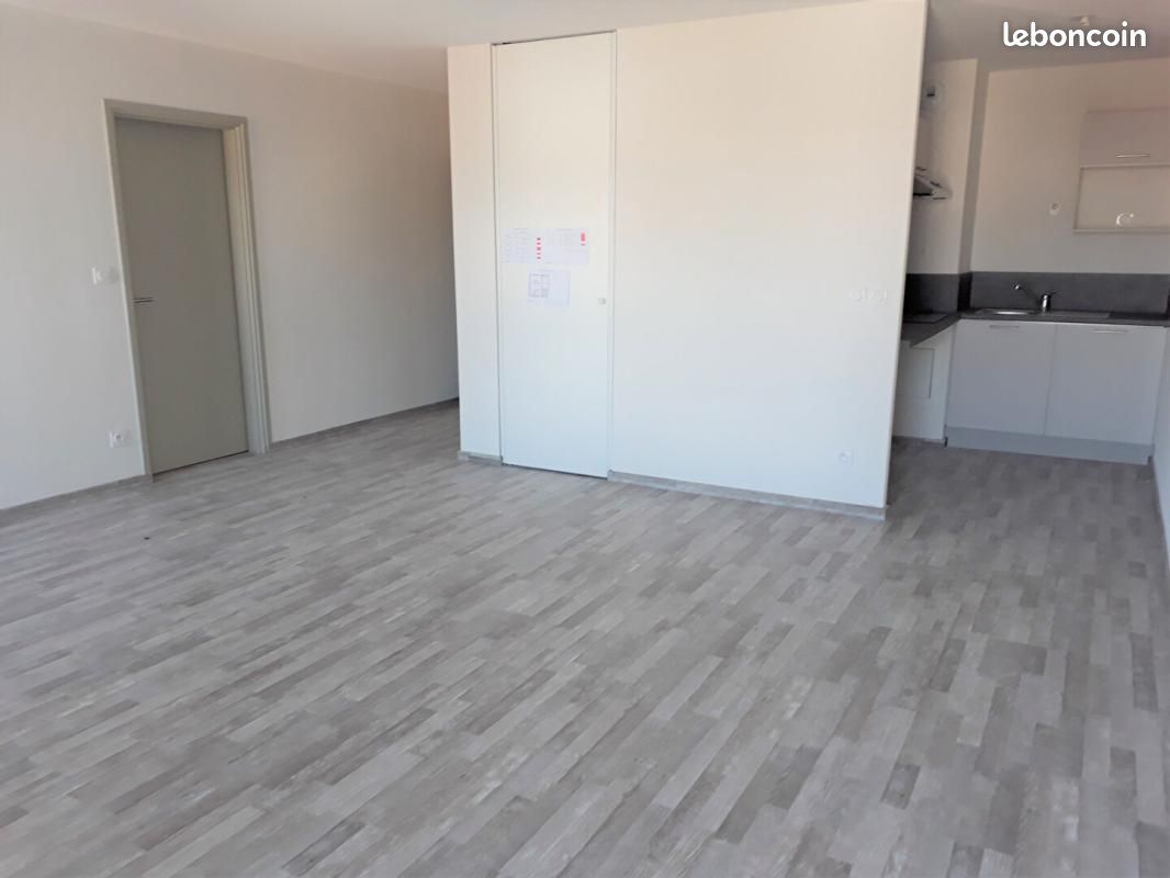 Appartement 2 pièces 51 m² · à Marseille · 51 m² · 100 000 €