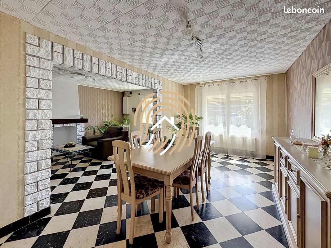 Maison 5 pièces 121 m² · à Roost-Warendin · 121 m² · 138 000 €