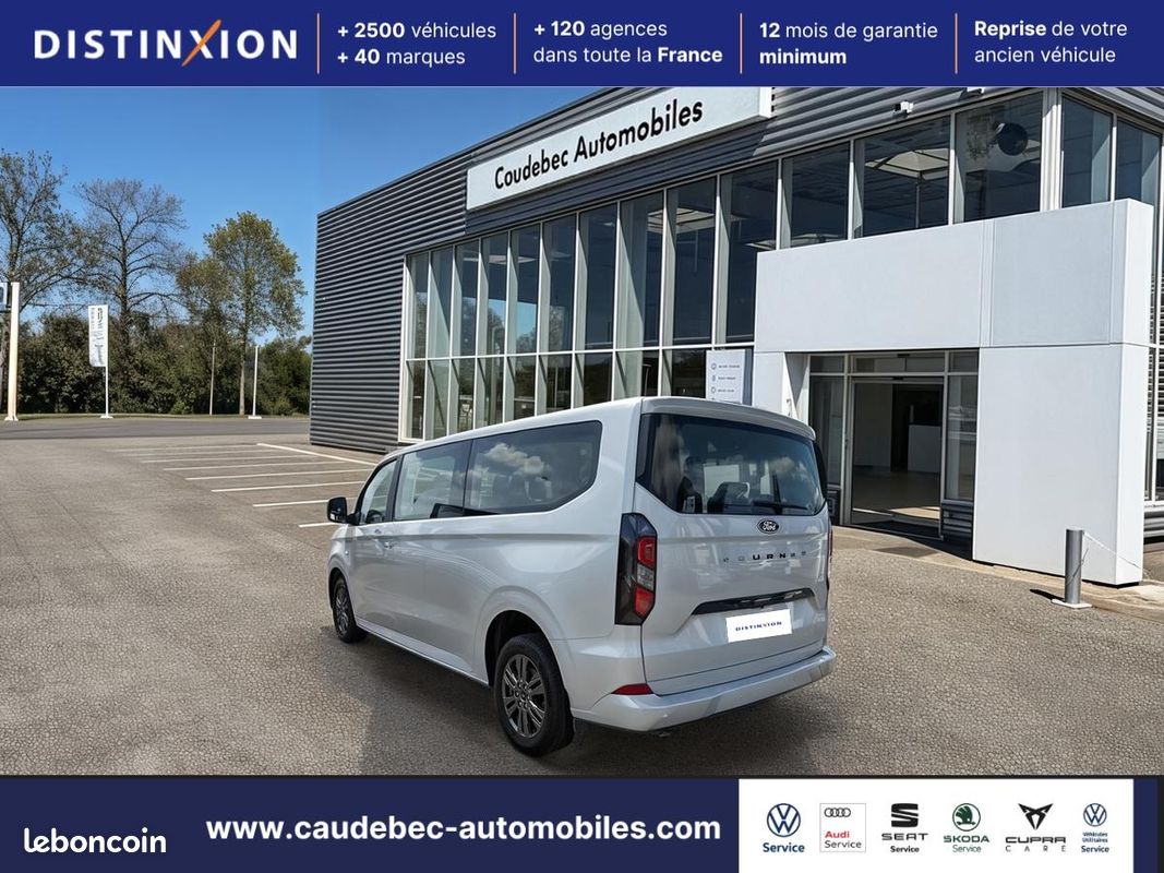 FORD Tourneo Custom 320 L1H1 2.0 EcoBlue 170 Titanium (image 3)