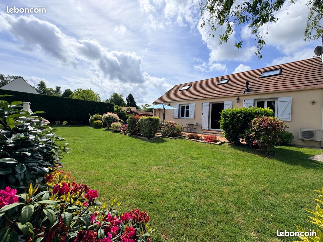 Maison 6 pièces 150 m² · à Lumigny-Nesles-Ormeaux · 150 m² · 320 000 €
