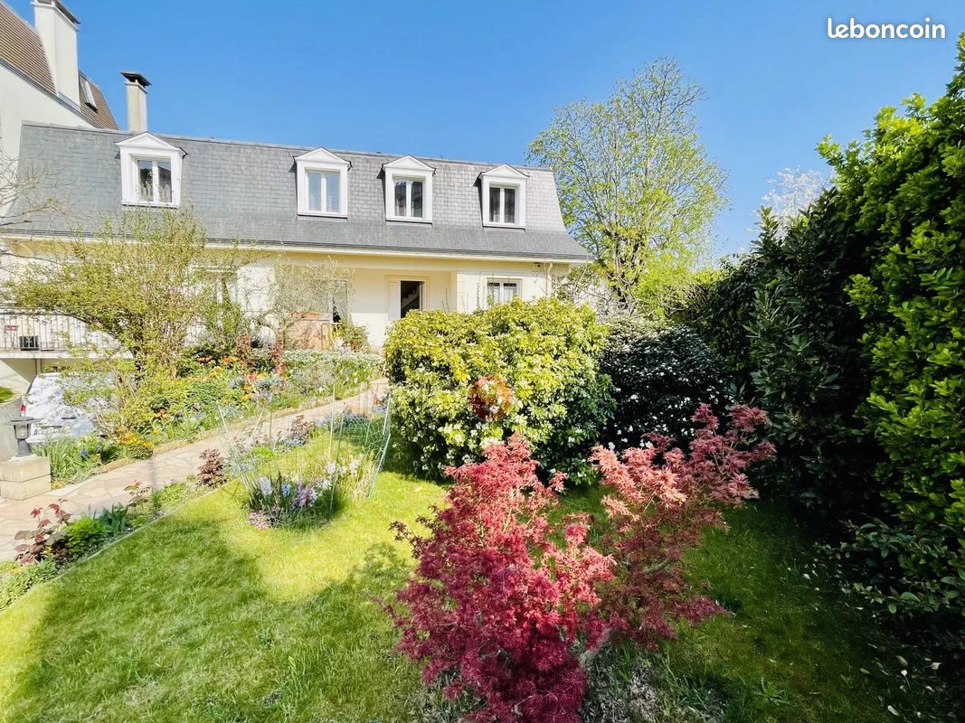 Maison 6 pièces 160 m² · à Le Raincy · 160 m² · 550 000 €