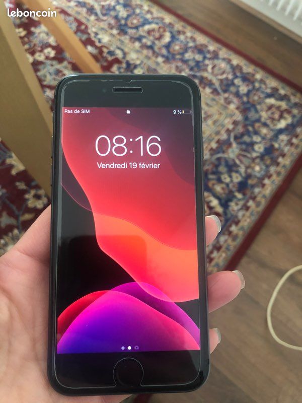 IPhone 8 (image 1)