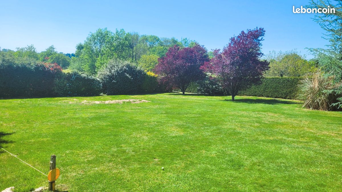 Terrain constructible 636 m2 · à Questembert · 95 000 €