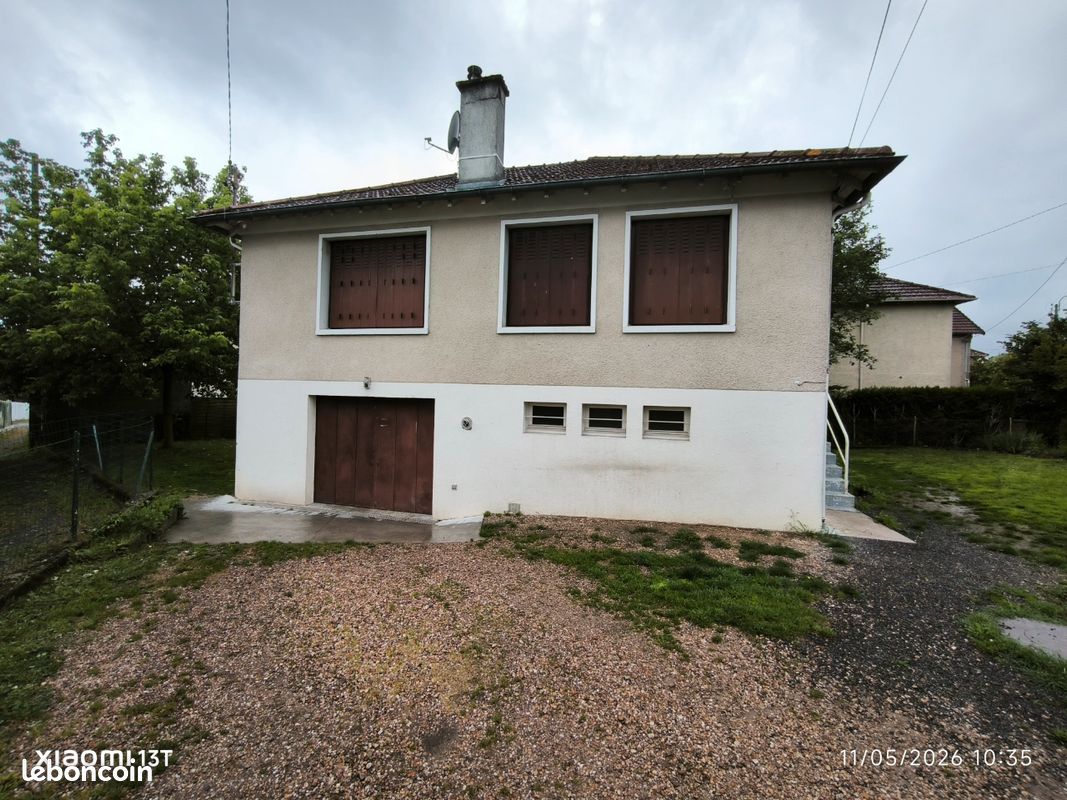 Maison 3 pièces 90 m² · à Vierzon · 90 m² · 74 000 €