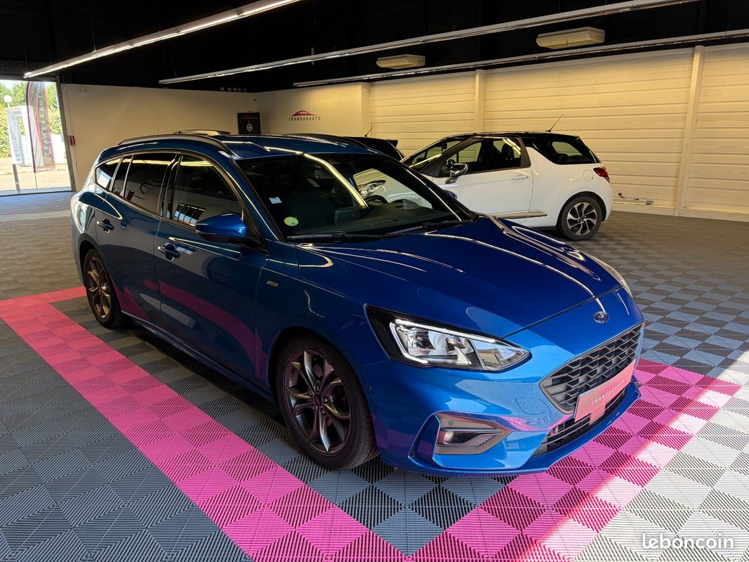 FORD FOCUS SW 2.0 EcoBlue 150 CV SS BVA8 ST Line + CARPLAY + CAMÉRA DE RECUL + RADARS AV/AR + KEYLESS GO + ATH (image 7)