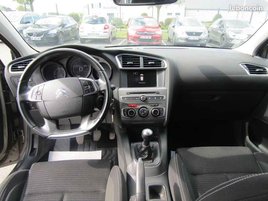 Citroen C4 BLUEHDI 100CH FEEL (image 6)