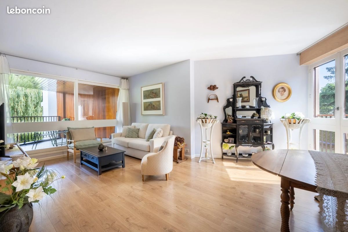 Appartement 5 pièces 95 m² · au Chesnay-Rocquencourt · 95 m² · 448 000 €