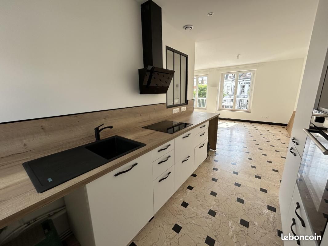 Appartement 4 pièces 69 m² · à Valenciennes · 69 m² · 870 €