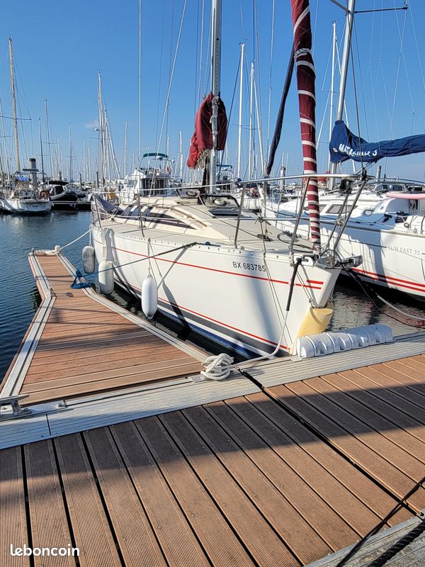FIRST 35S5 (BENETEAU) — View photo 1