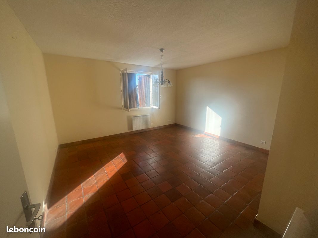 Appartement 4 pièces 70 m² · à Argentat-sur-Dordogne · 70 m² · 470 €/mois