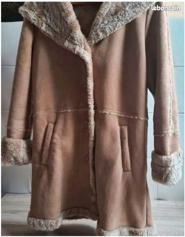 Manteau Fourrure Manteau Croute De Cuir Trois Manteau Croûte Cuir