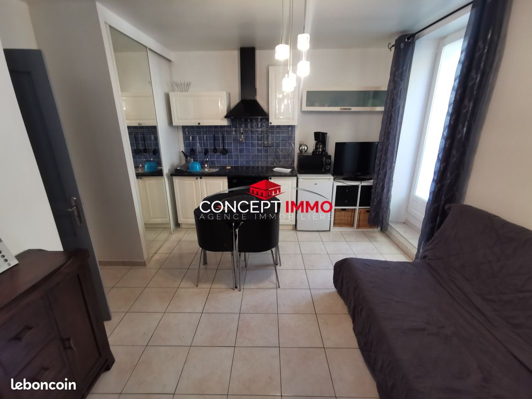 Appartement 1 pièce 20 m² · à Belgentier · 20 m² · 450 €