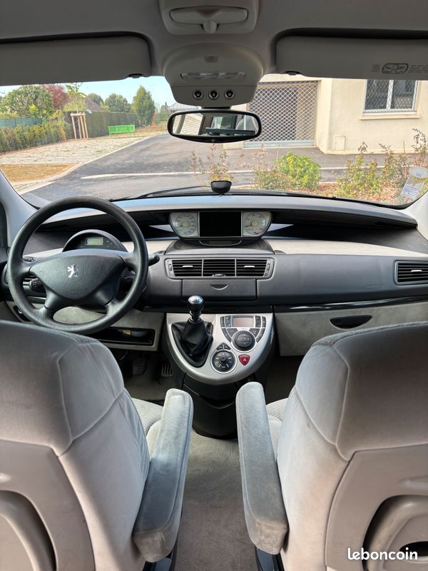 Peugeot 807 2.0 HDi 136cv (image 3)