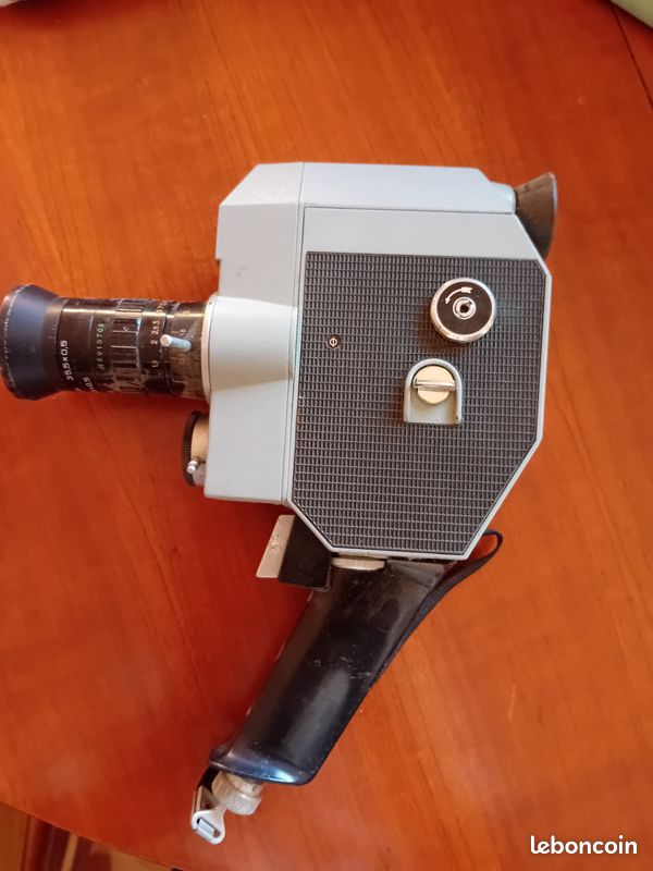 Appareil photo mécanique soviétique vintage Quartz 5 - Ancienne caméra vidéo mécanique Quartz 1x8C-2 Objectif Meteor-8 M - URSS KMZ - Photographie - Fabriqué en URSS (image 2)
