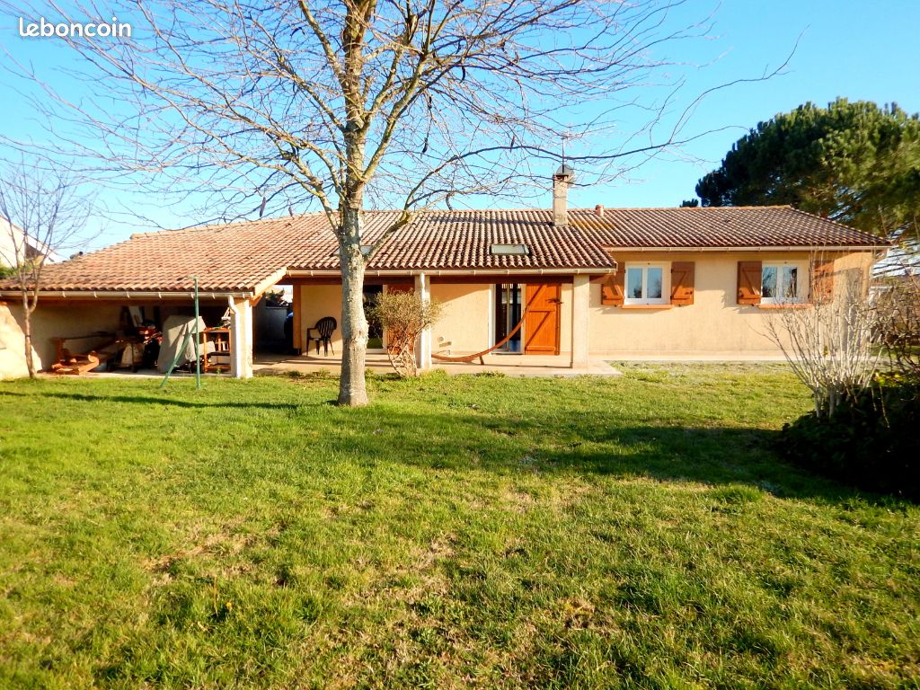 Maison 4 pièces 98 m² · à Labastidette · 98 m² · 1 100 €/mois