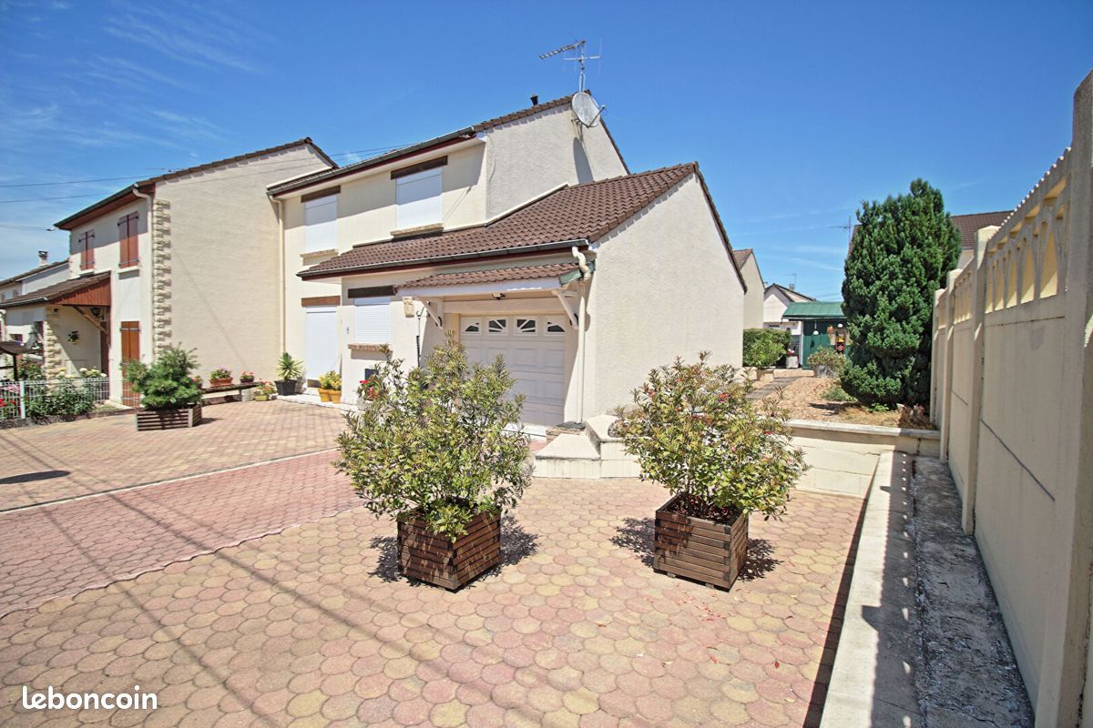 Maison 4 pièces 109 m² · à Fagnières · 109 m² · 188 000 €