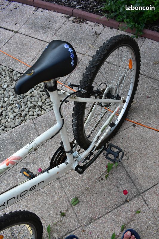 VTT enfant / ado Rockrider 24" – À remettre en état (image 6)