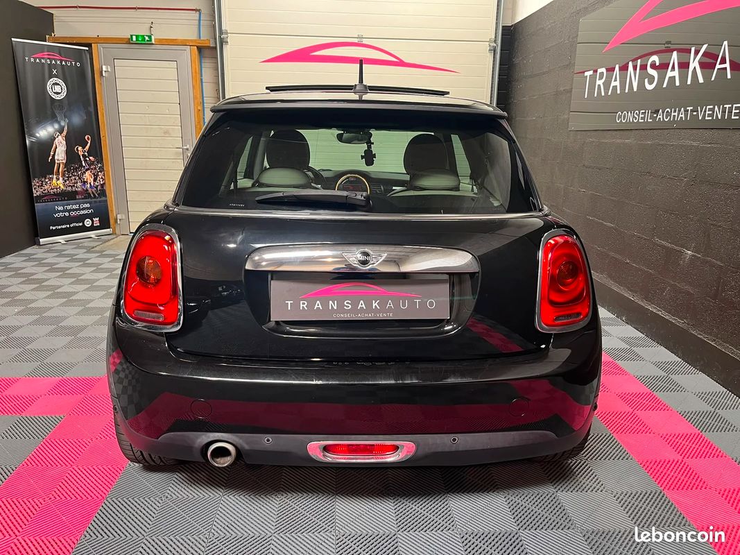 Mini MINI III Cooper D 1.5 116ch Pack Chili / Toit ouvrant / Sono Harman Kardon (image 4)