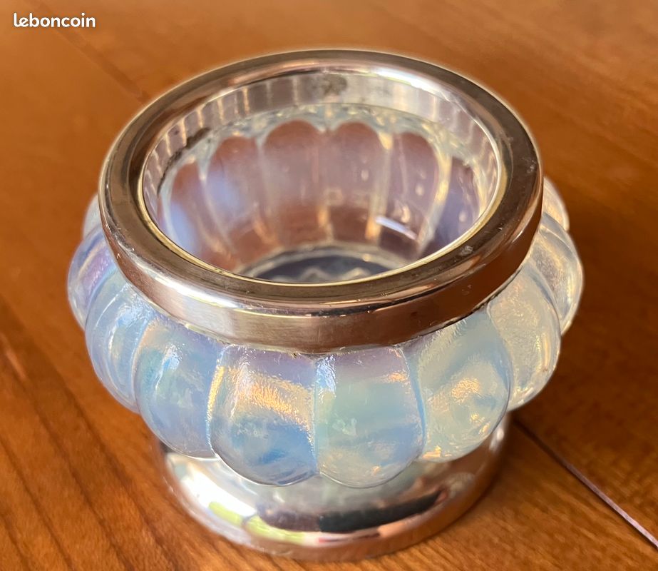 Paire de salières art déco verre opalescent bleu & métal argenté + cuillères Christofle (image 1)