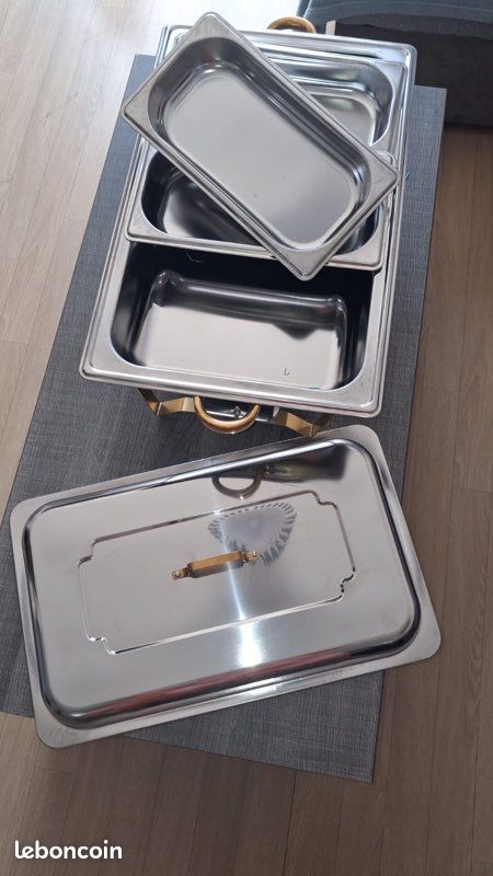 Chafing dish / Bain-marie de buffet en inox avec bacs – Très bon état (image 1)