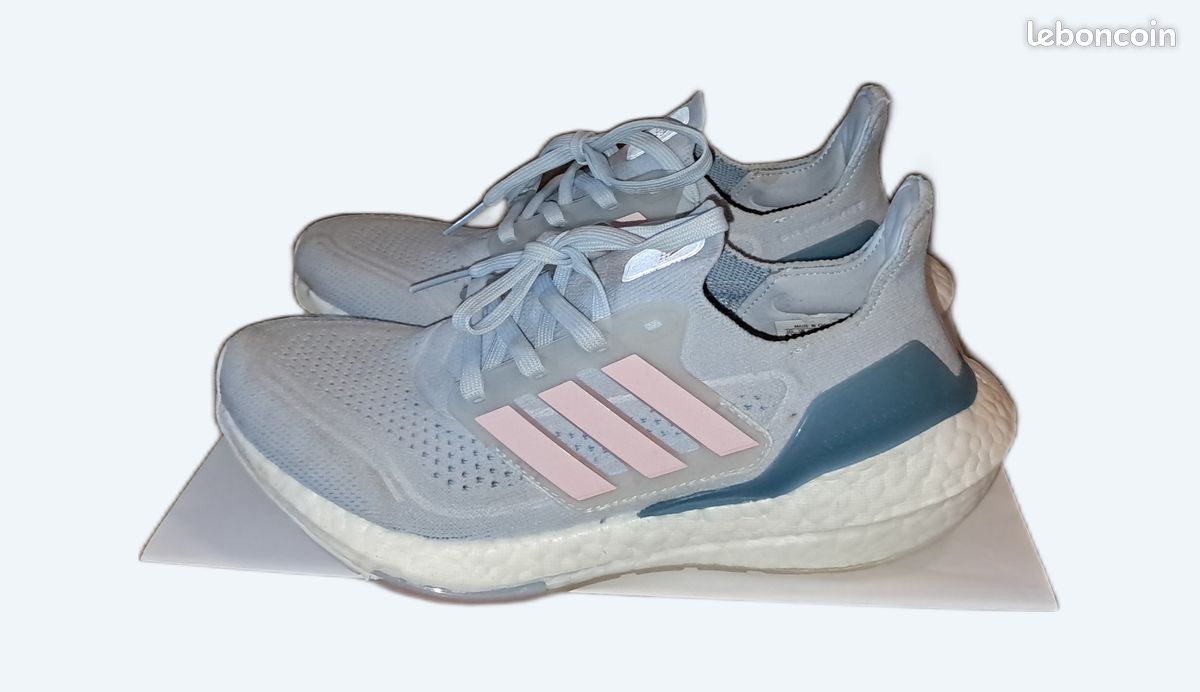Chaussure running femme adidas ultraboost 21 W (image 1)