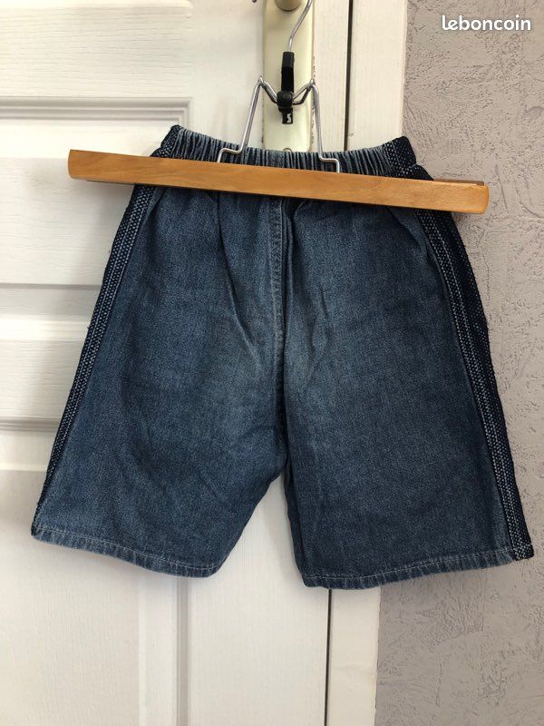Short en jean bleu (image 2)
