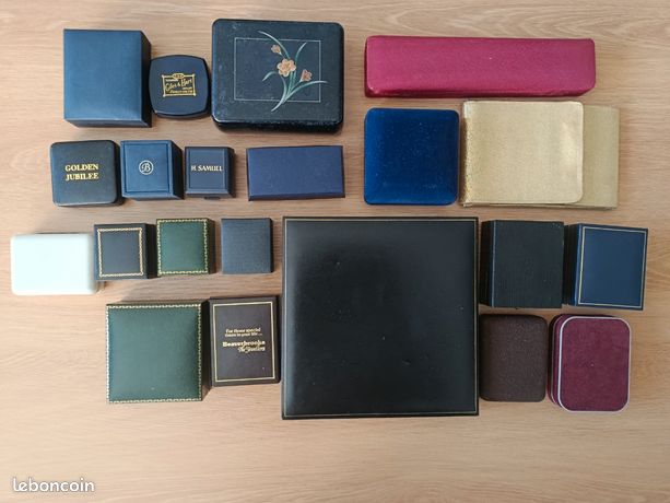 Lot De 2 écrins à Montre Vintage - Marques Herbelin Et Eterna - Occasion - Pour Collection Ou Rangement