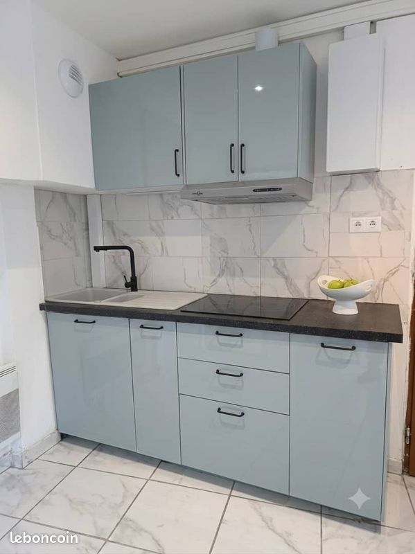 Appartement 3 pièces 76 m² · à Pertuis · 76 m² · 920 €