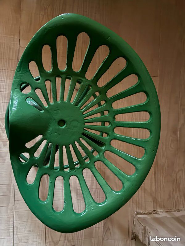 Tabouret à vis siège tracteur ÉTAT NEUF (image 6)