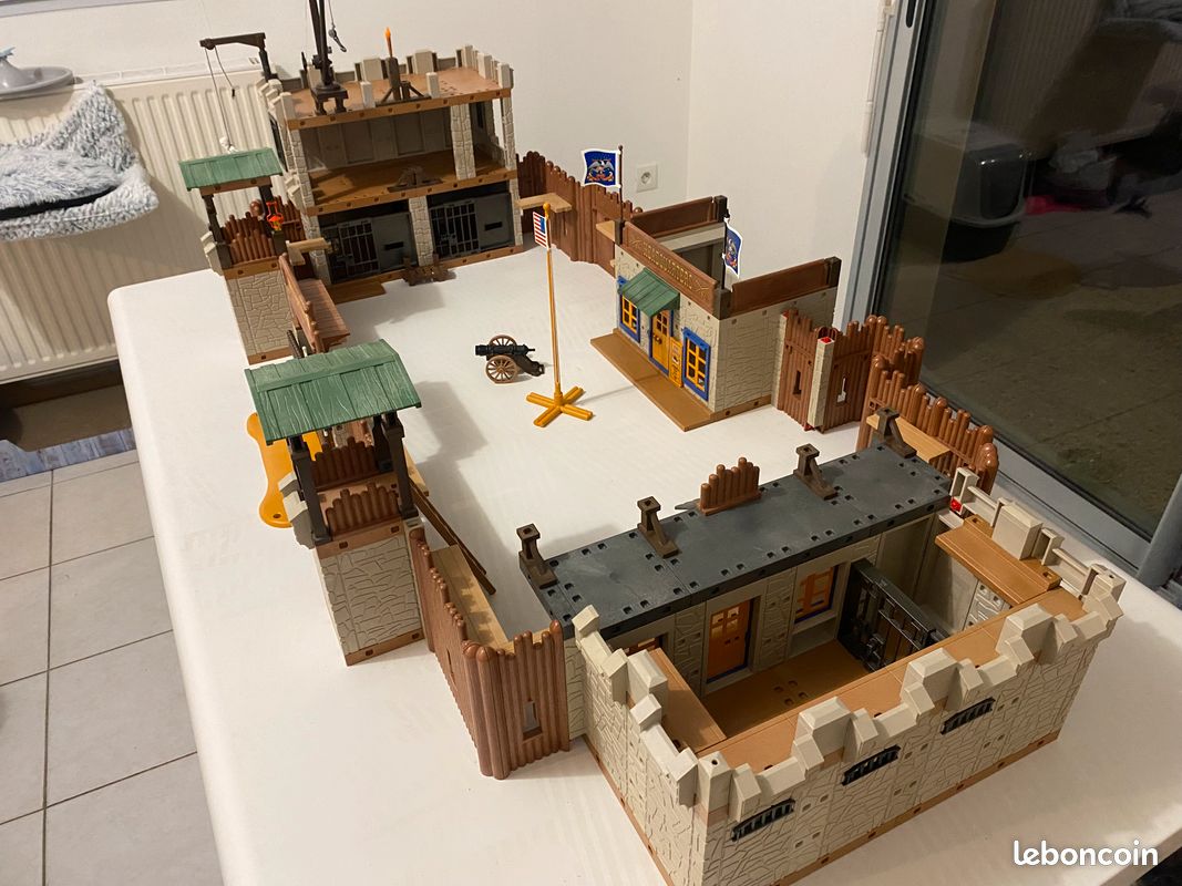 PLAYMOBIL VINTAGE NORDISTES western plancher entrée fort BRAVE set 5245