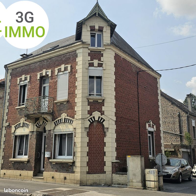 Immeuble 10 pièces 179 m² · à Guise · 179 m² · 136 500 €