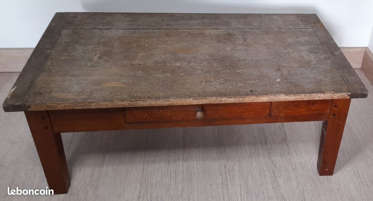 Table ancienne de ferme chevillée transformée en table basse style bohème campagne chic à tiroir bois massif négociable (image 1)