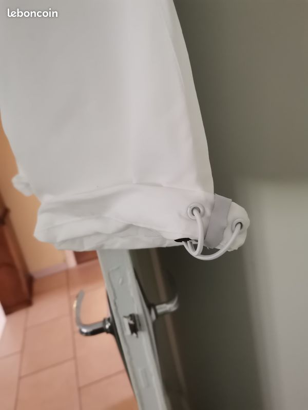 Pantacourt blanc intersport T 44 blanc (image 2)