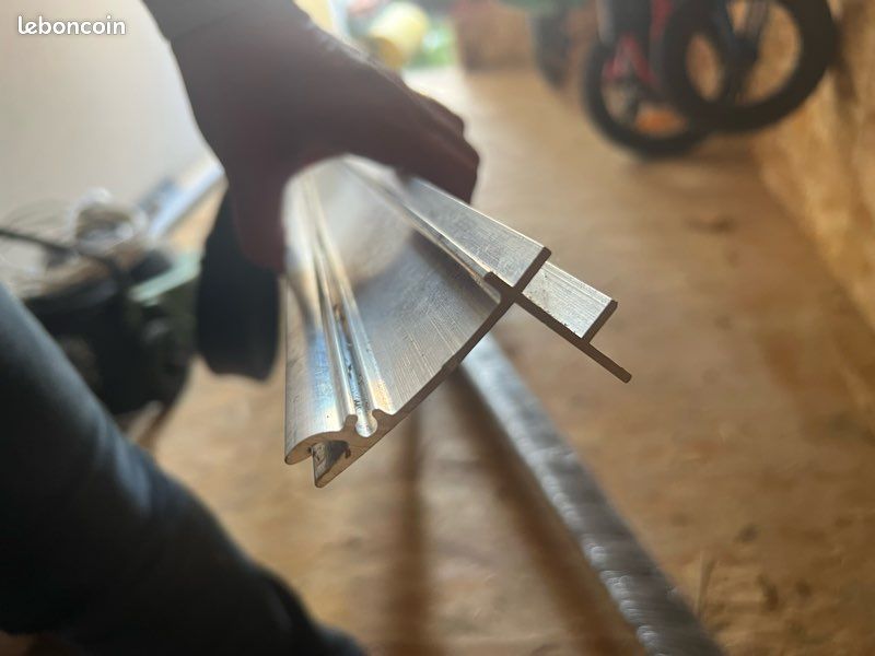 Faitière supérieure aluminium + joint L.300cm (image 4)