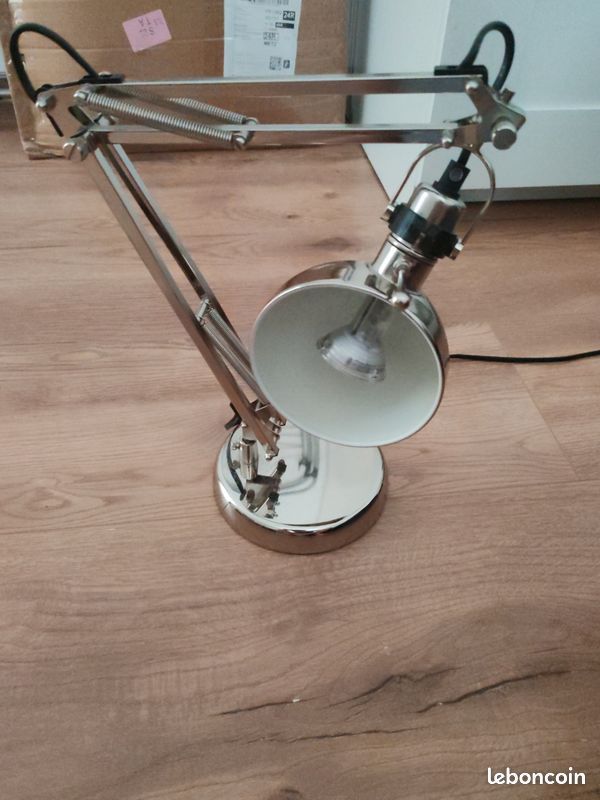 Lampe de bureau (image 2)