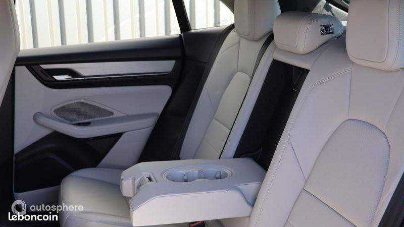 Porsche Macan 408ch 4 MY25 (image 18)
