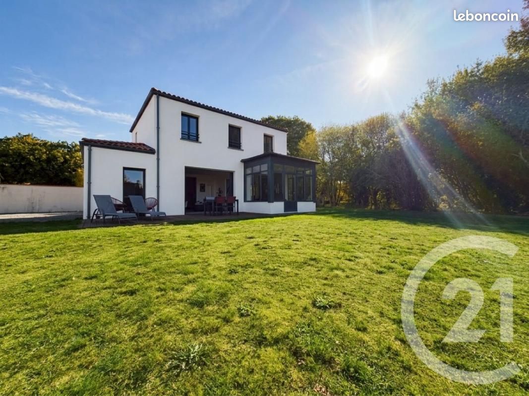 Maison 6 pièces 126 m² · à Pont-Saint-Martin · 126 m² · 417 000 €