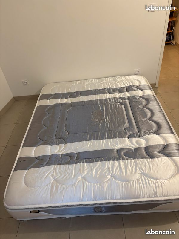 Matelas SAMPUR Platinium (Série Limitée) (image 1)