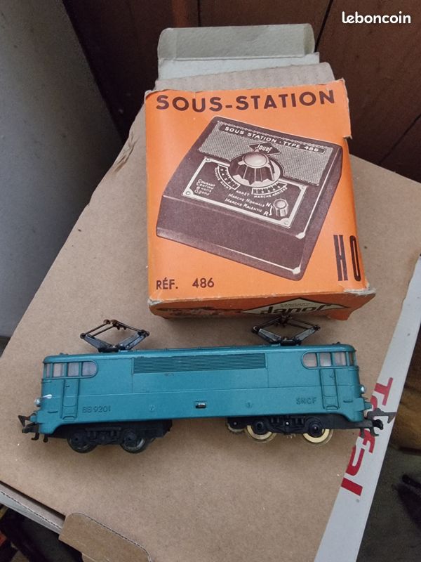 Lot De Trains Jouef HO – Locomotive, Wagons Pullman Et Rails SNCF (Occasion, Vintage France)