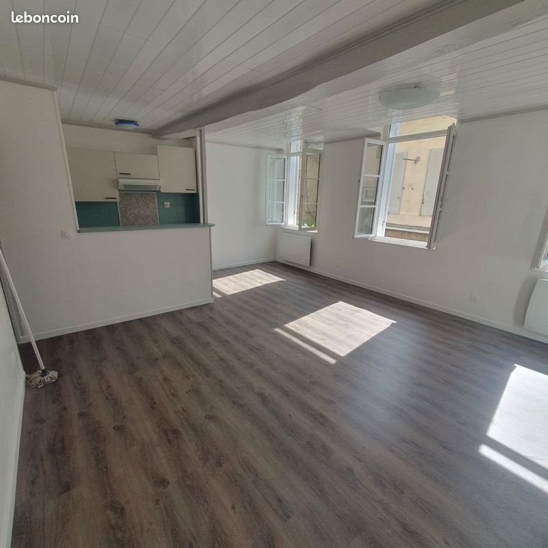 Appartement 2 pièces 45 m² · à La Réole · 45 m² · 500 €