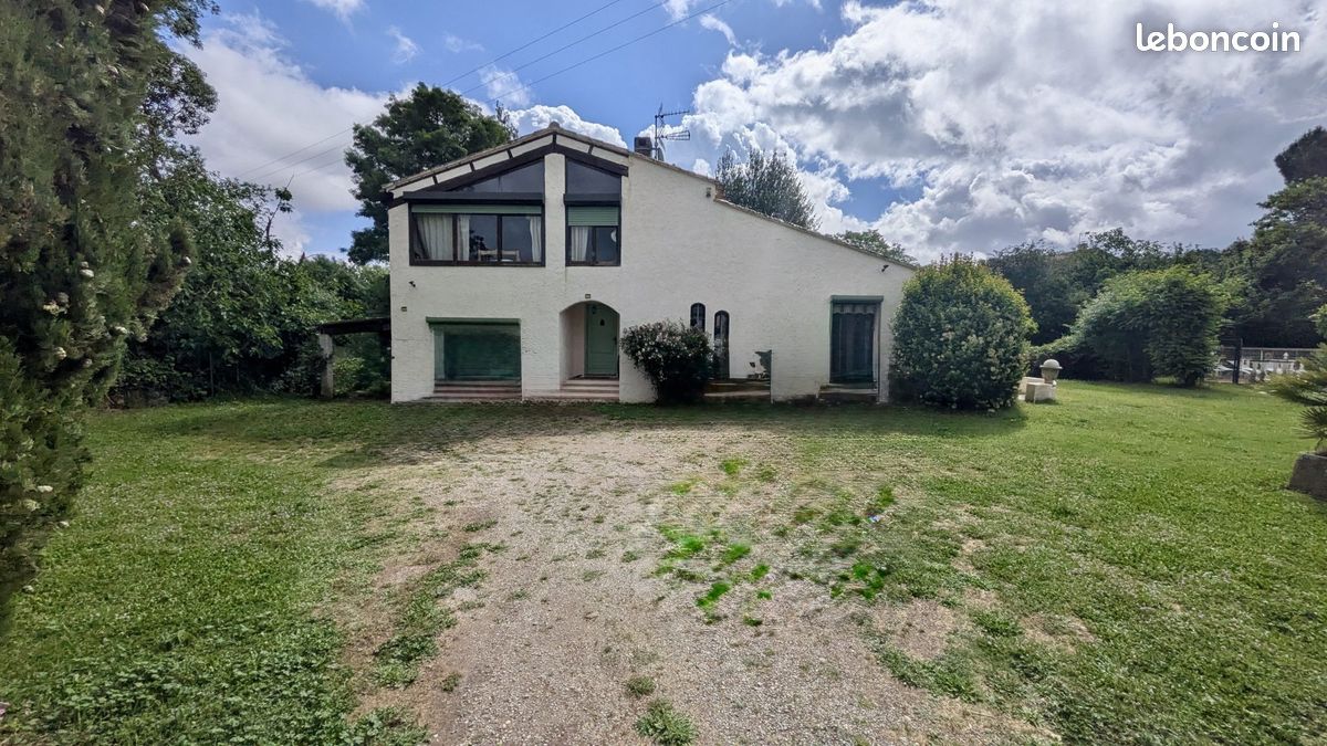 Maison 5 pièces 197 m² · à Gonfaron · 197 m² · 475 000 €