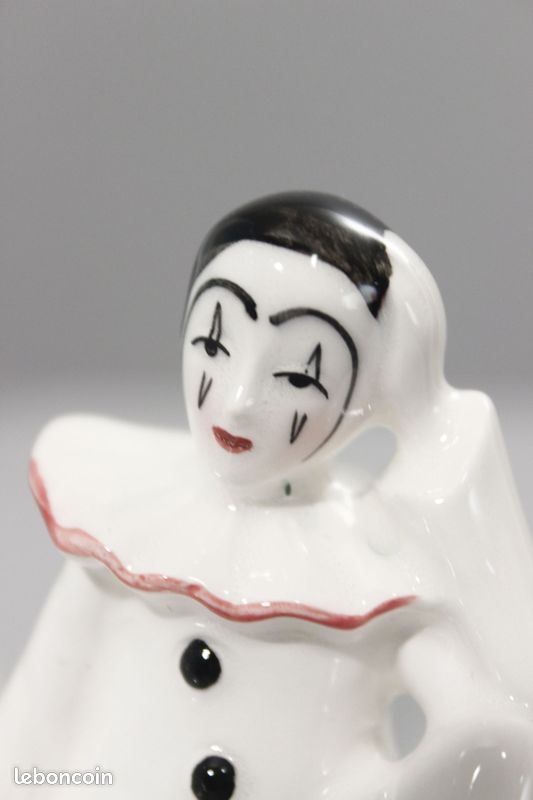 Serre-livres Pierrot Art Déco en céramique craquelée Louis fontinelle