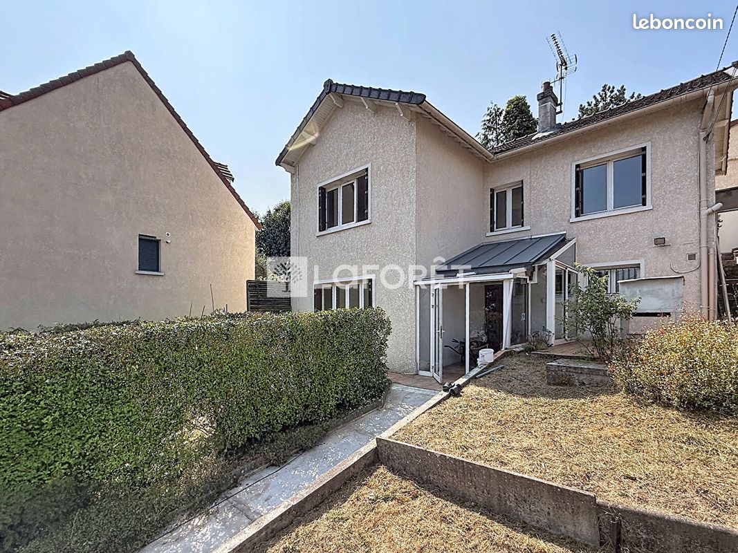 Maison 4 pièces 122 m² · à Palaiseau · 122 m² · 1 800 €